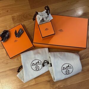 Hermès Orange Gift Box Set can bundle or sell separately